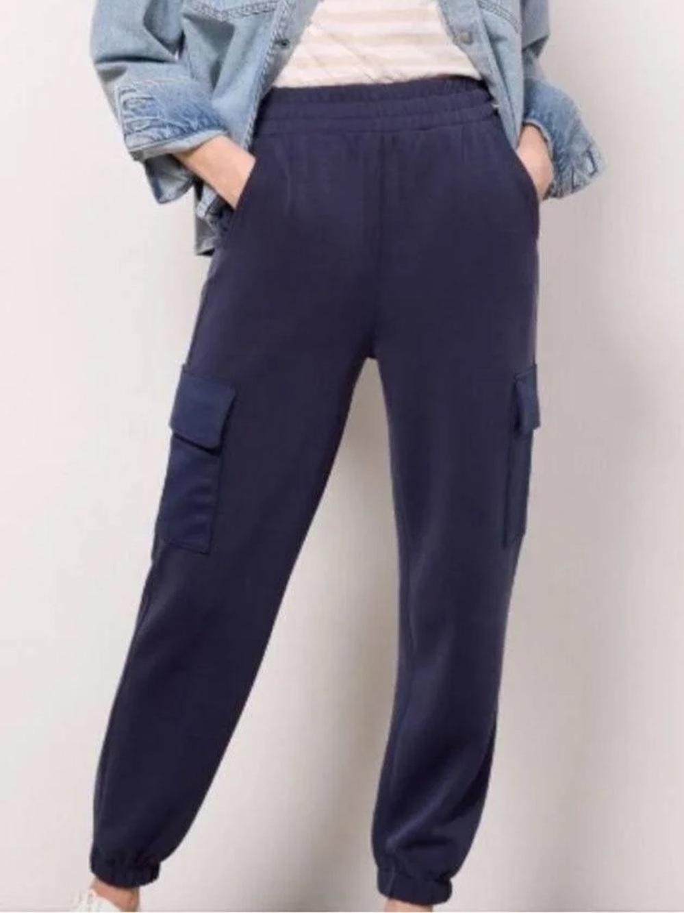 Evereve Ari Cargo Jogger Pants in‎ Navy Blue Size Medium Softstreme